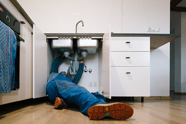 Professional Pipe Repair technician working in Ellington, MO